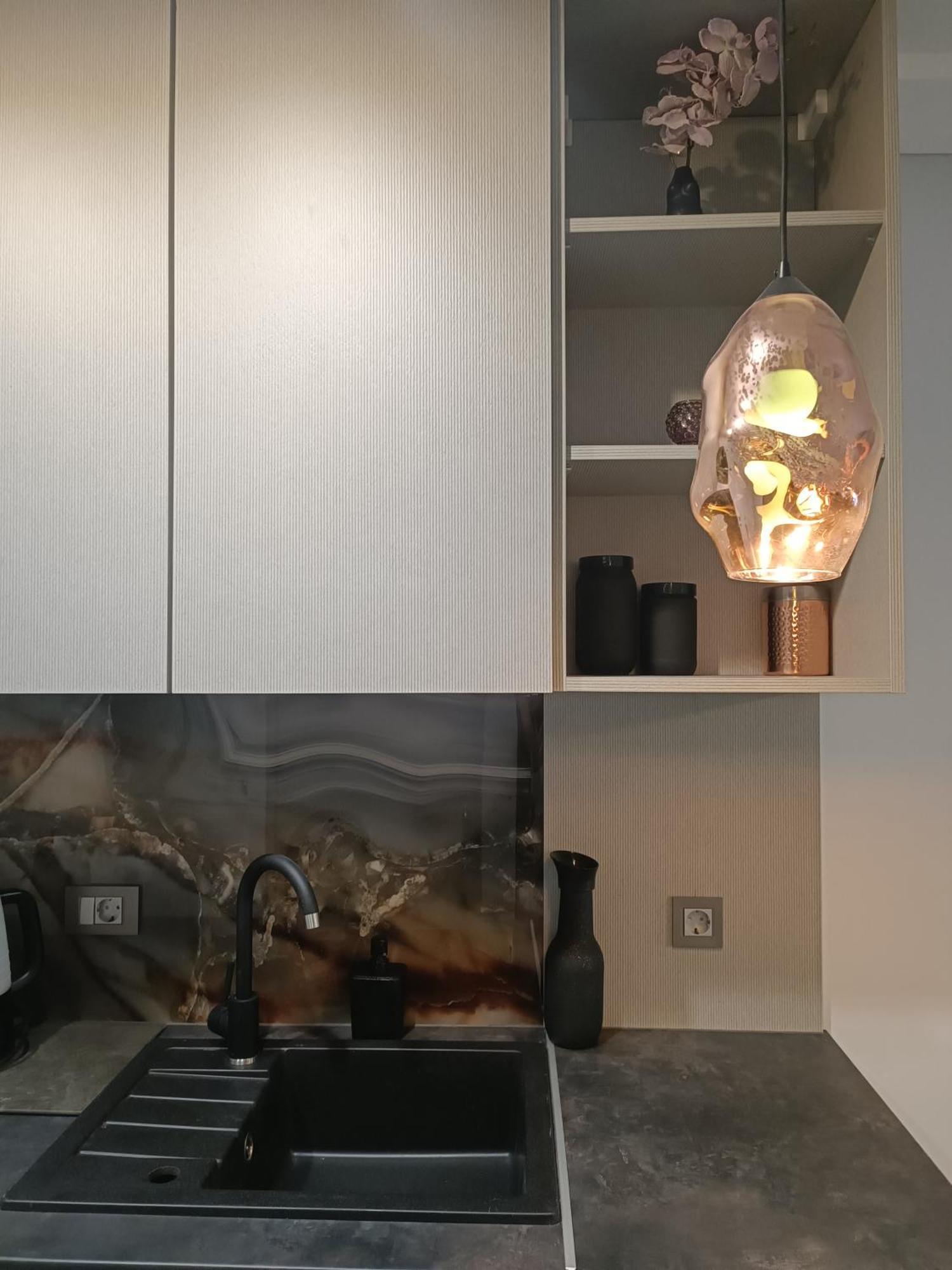Studio Apartment Purple Sunset - 2+1 Baska Voda Luaran gambar