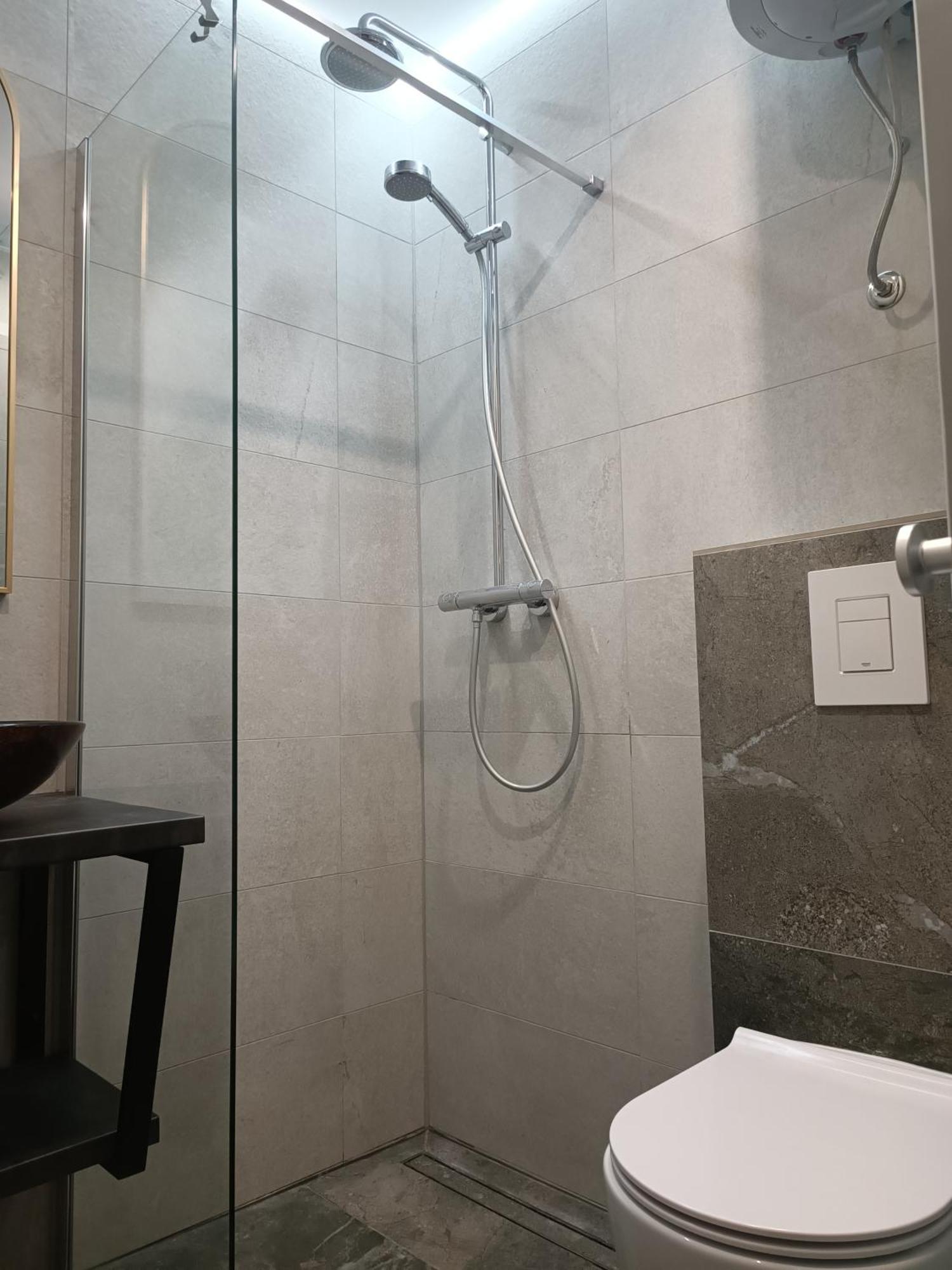 Studio Apartment Purple Sunset - 2+1 Baska Voda Luaran gambar